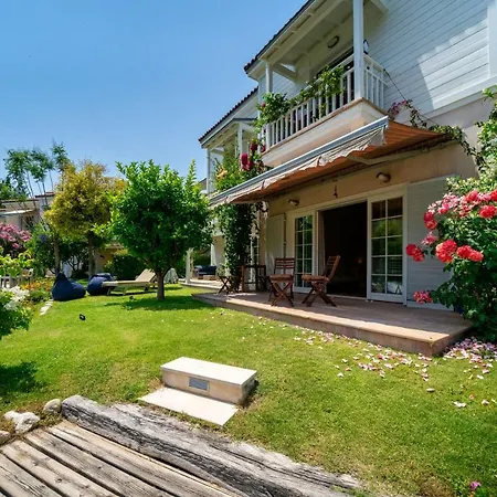 Portville Canal Villas #76 فيلة