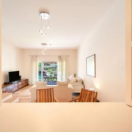 Portville Canal Villas #76 فيلة غوجيك