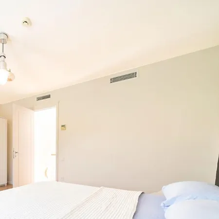 Portville Canal Villas #76 فيلة غوجيك